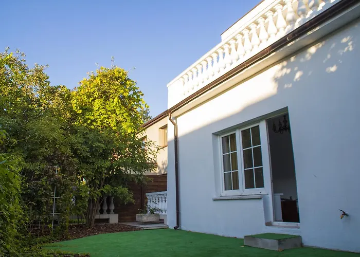 Hostel Magic Garden *