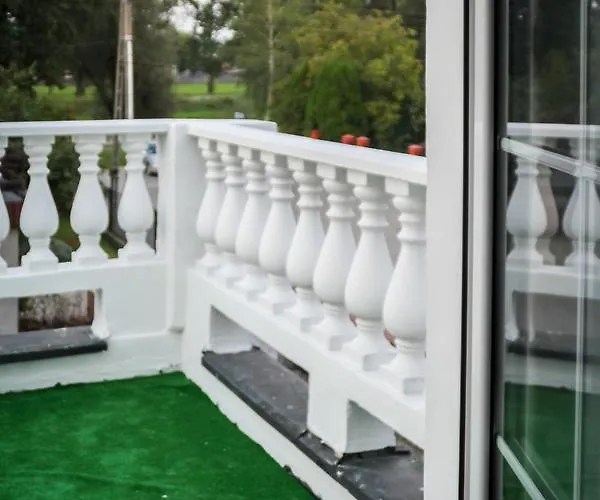 Magic Garden Hostel *