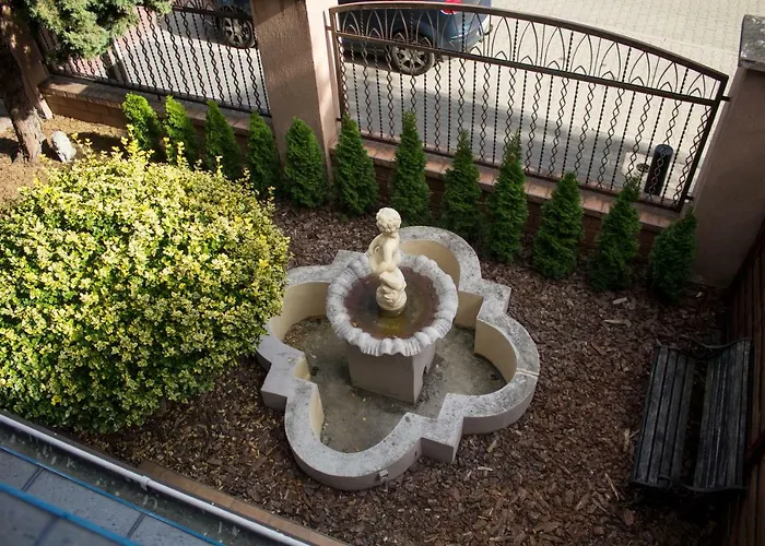 Hostel Magic Garden *